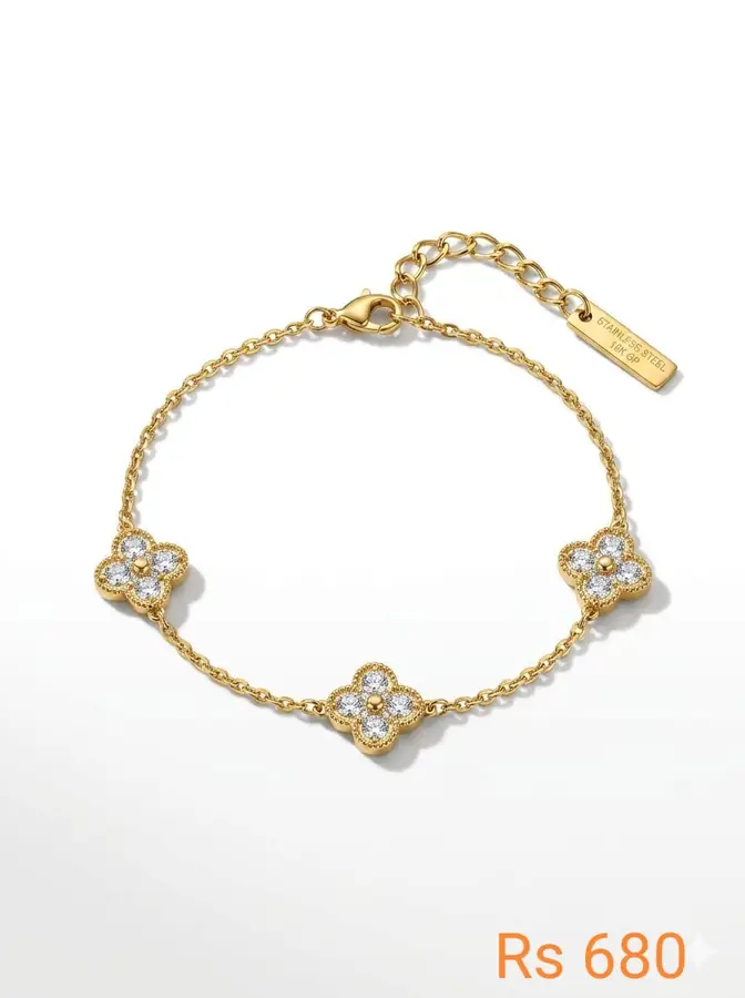 Four Clover Station Bracelet